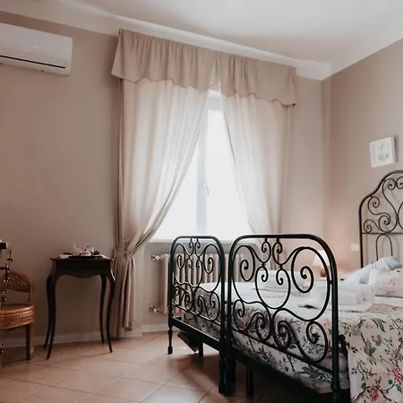 La Di Gege' Καστιλλιόν Φιορεντίνο